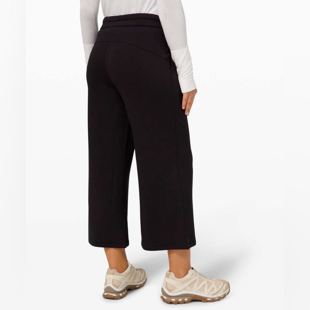 Lululemon Bound to Bliss HR Wide Leg Pants - Picture 2 of 9